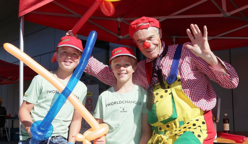 Zum 18. Mal sorgte die Sportwagenausfahrt für leuchtende Kinderaugen